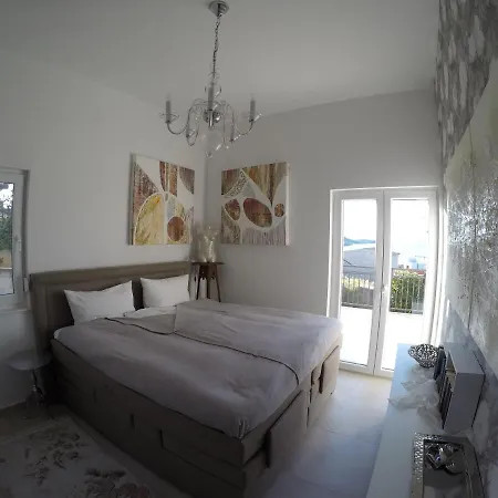 Apartment Bilic Of Art *