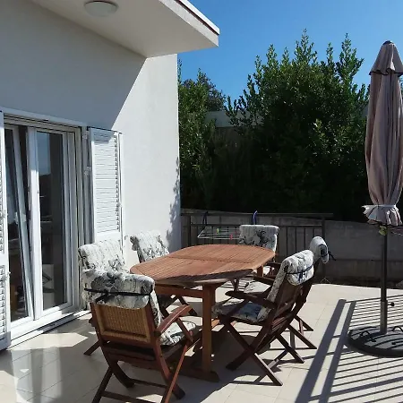 Bilic Of Art Apartment Razanj